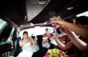 Béreljen limuzint esküvőre kedvező feltételekkel